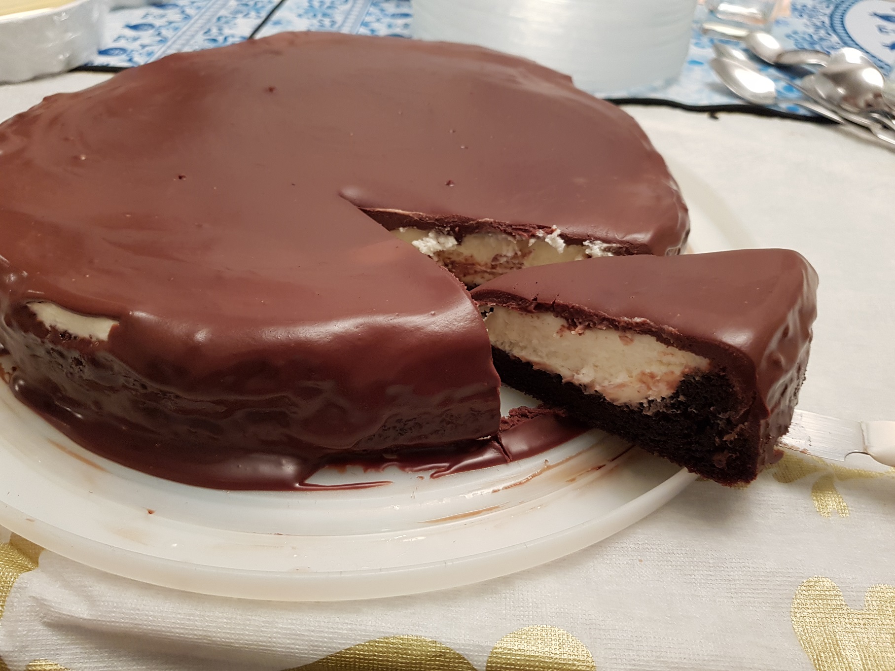 עוגת אינסטנט שוקולד