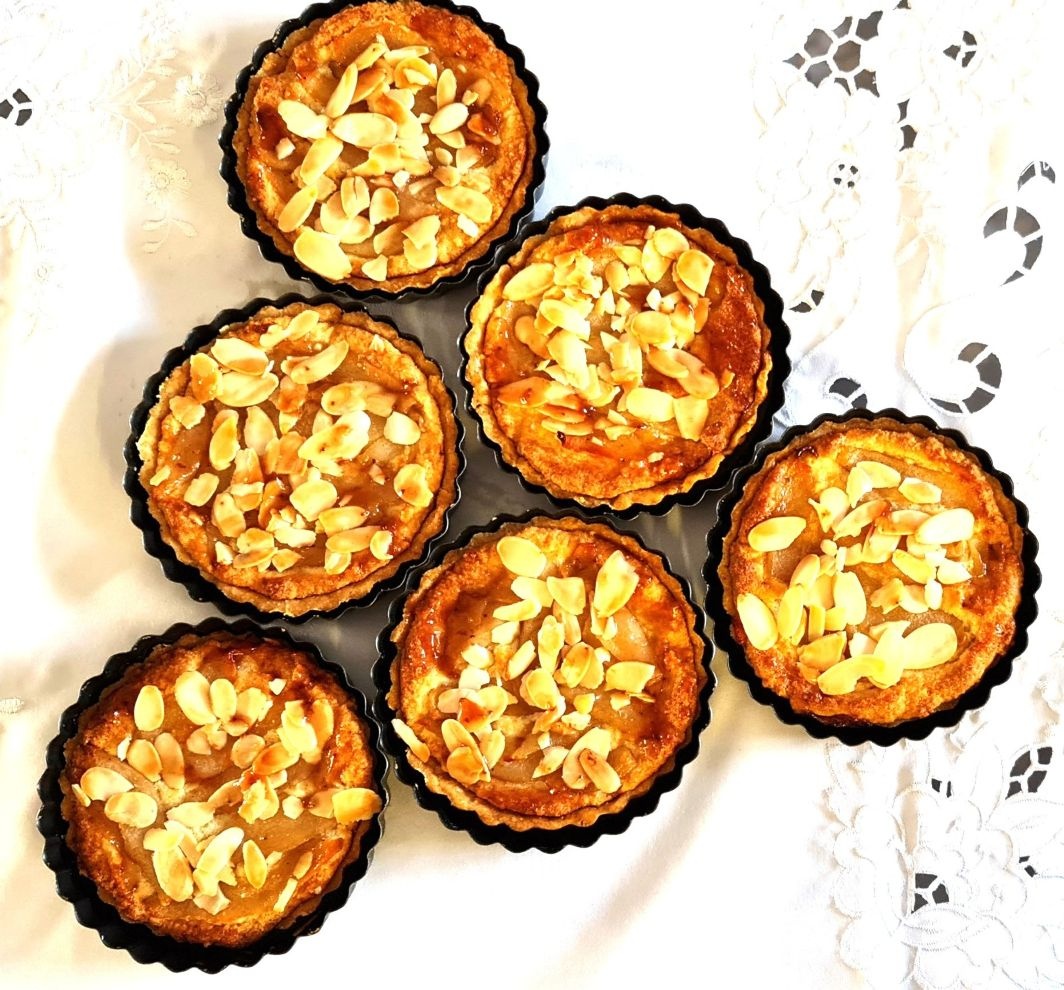 פאי שקדים ואגסים