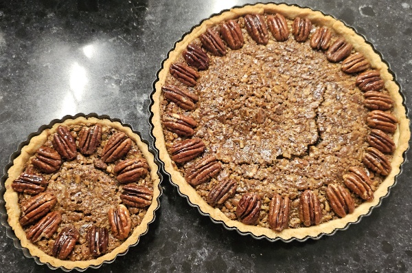 פאי פקאן ברוטב טופי