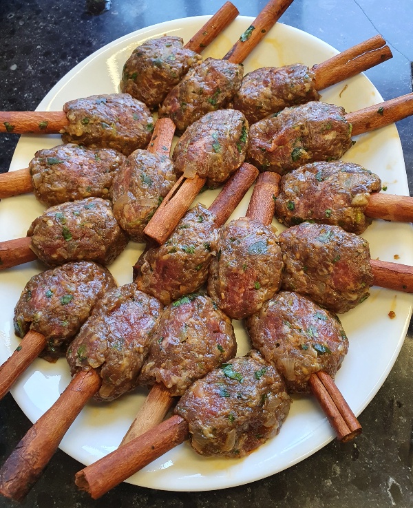 קציצות על האש